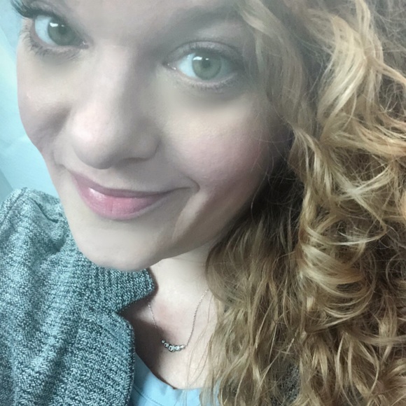 Meet me .... Tracey your Posh Ambassador💕 - Picture 1 of 1